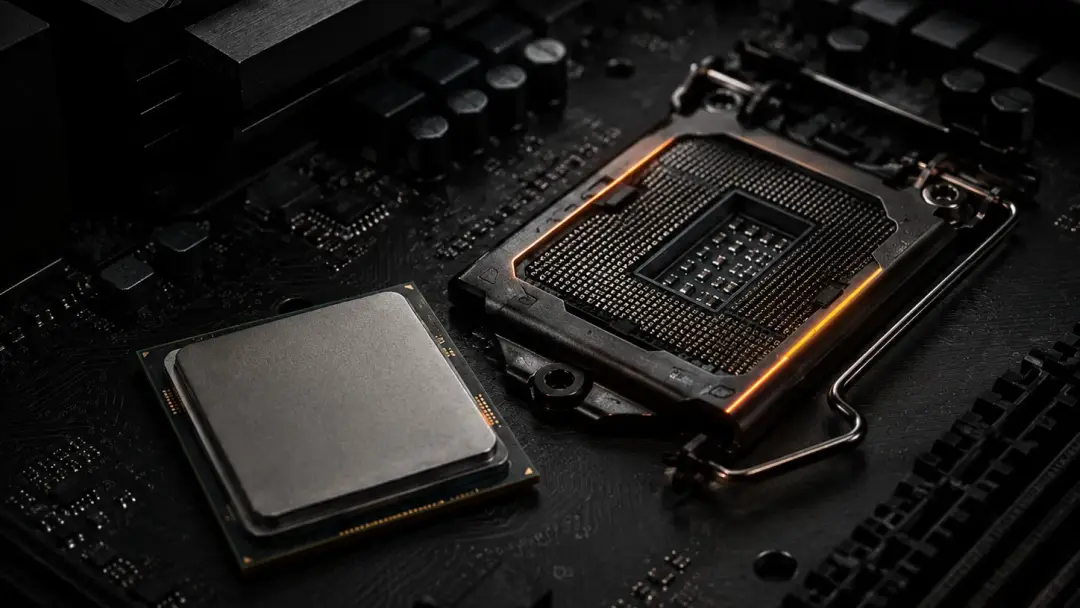 Процессор рядом с сокетом материнской платы как символ проверки CPU Support List и BIOS